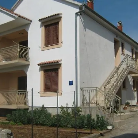 Apartman Petra Pakoštane